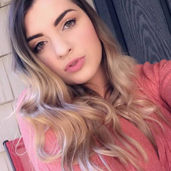 Meet your Posher, Natalie - Picture 1 of 1